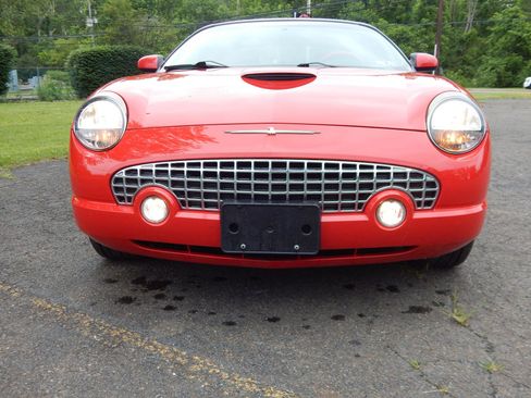 Used 2002 Ford Thunderbird RWD image 9