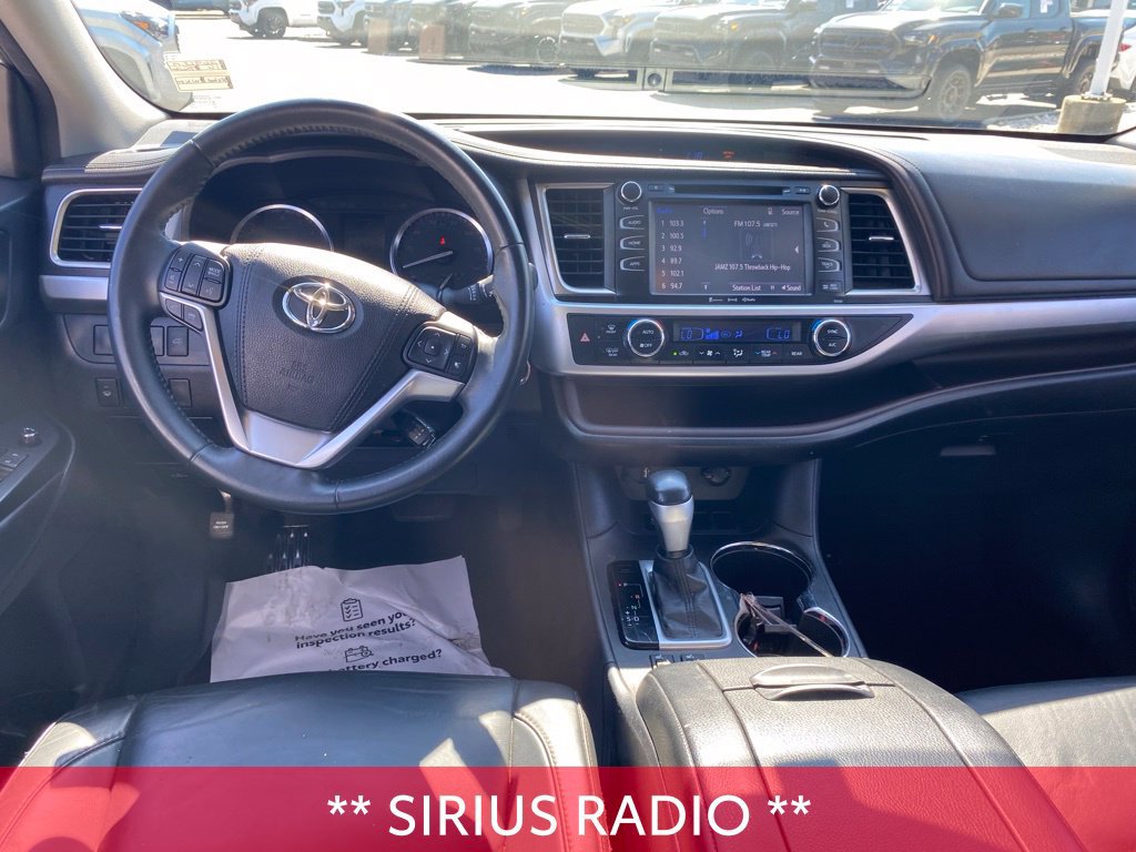 Used 2016 Toyota Highlander XLE FWD image 7