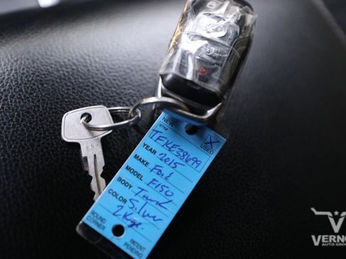 Used 2015 Ford F150 Lariat w/ Equipment Group 502A Luxury image 39