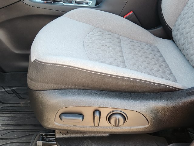 Used 2024 Chevrolet Equinox LS w/ LS Convenience Package FWD image 23