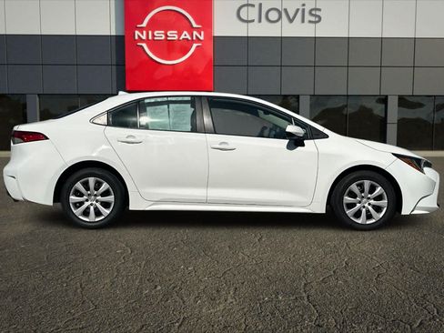Used 2024 Toyota Corolla LE FWD image 9