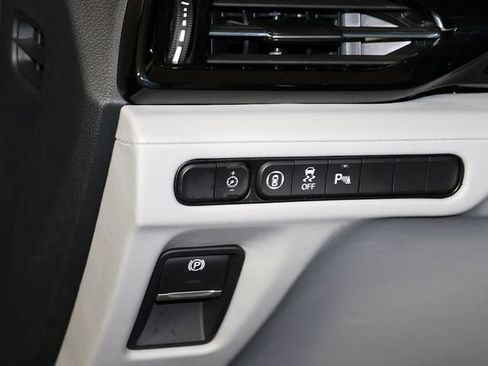 Used 2026 Acura MDX SH-AWD w/ Technology Package image 27