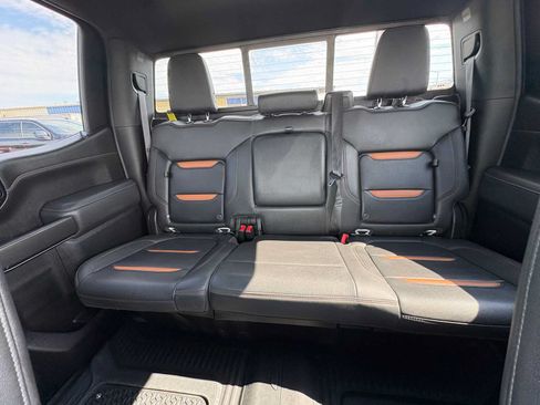 Used 2021 GMC Sierra 1500 AT4 w/ AT4 Preferred Package AWD/4WD image 37