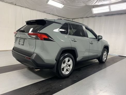 Used 2020 Toyota RAV4 XLE w/ All Weather Liner Package AWD/4WD image 5