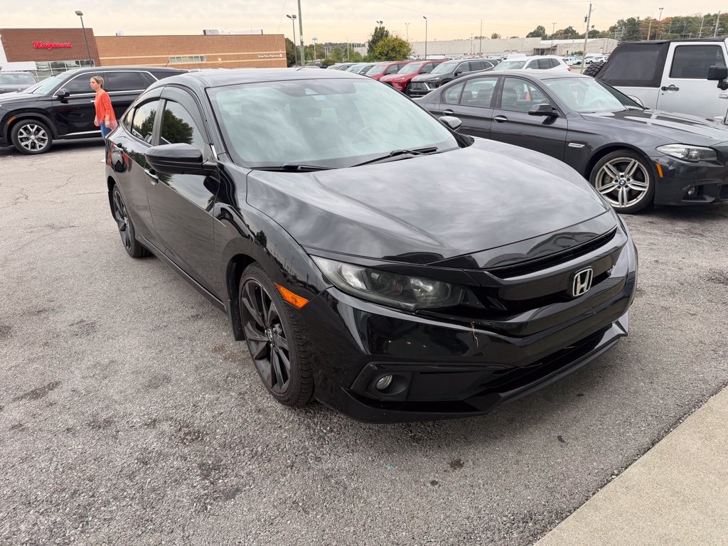 Used 2019 Honda Civic Sport image 2
