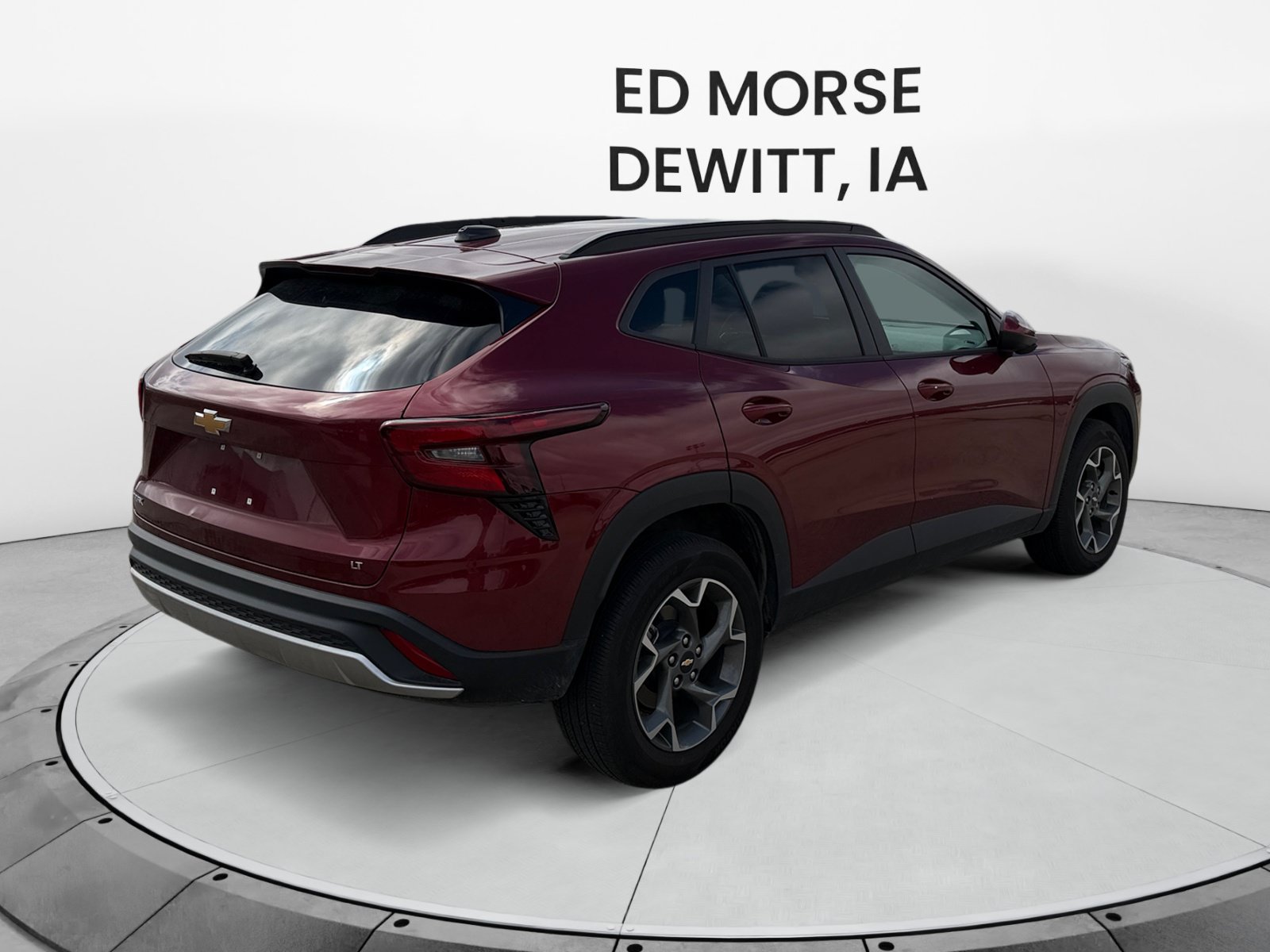 Used 2025 Chevrolet Trax LT w/ LT Convenience Package FWD image 5