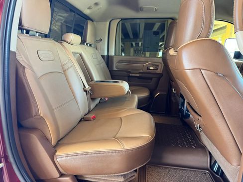 Used 2022 RAM 3500 Limited AWD/4WD image 28