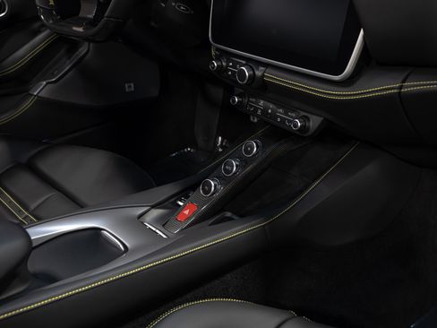 Used 2023 Ferrari Portofino M RWD image 79