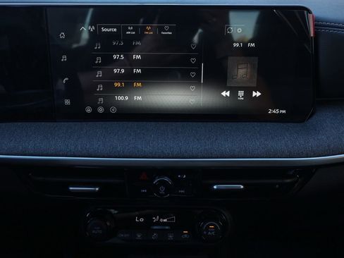 Used 2026 Nissan Kicks SV image 29