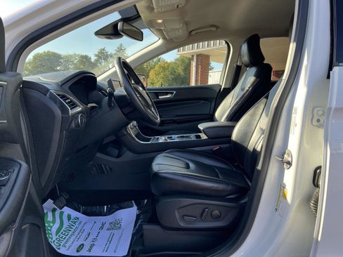 Used 2022 Ford Edge Titanium image 20