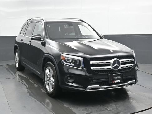 Used 2023 Mercedes-Benz GLB 250 4MATIC image 6