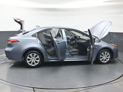 Used 2023 Toyota Corolla LE image 47