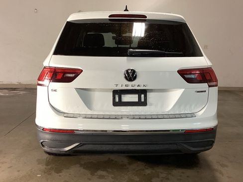 Used 2022 Volkswagen Tiguan SE image 21