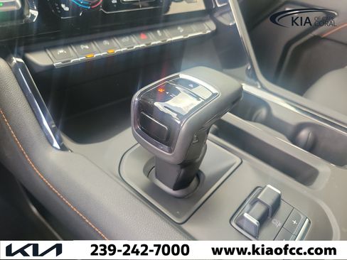 Used 2025 GMC Sierra 1500 AT4 w/ AT4 Premium Package AWD/4WD image 27
