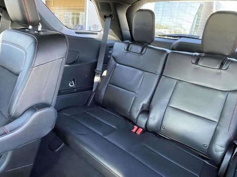 Certified 2023 Ford Explorer ST-Line w/ Class IV Trailer Tow Package image 11