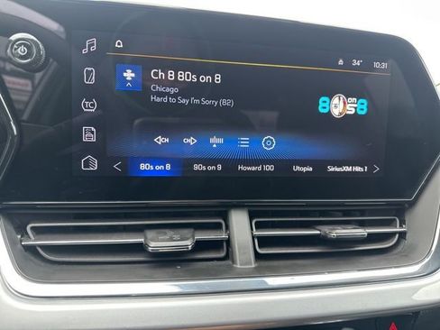 Used 2025 Chevrolet Trax LT image 38