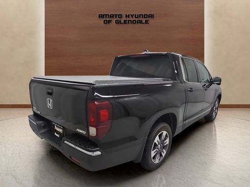 Used 2017 Honda Ridgeline RTL-T image 5
