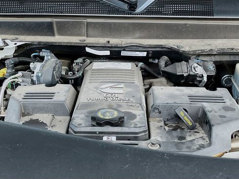 Used 2019 RAM 2500 Limited AWD/4WD image 32