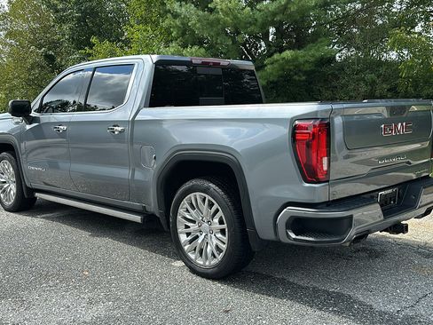 Used 2019 GMC Sierra 1500 Denali w/ Denali Ultimate Package AWD/4WD image 8