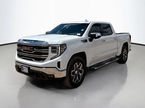 Used 2026 GMC Sierra 1500 SLT AWD/4WD image 3
