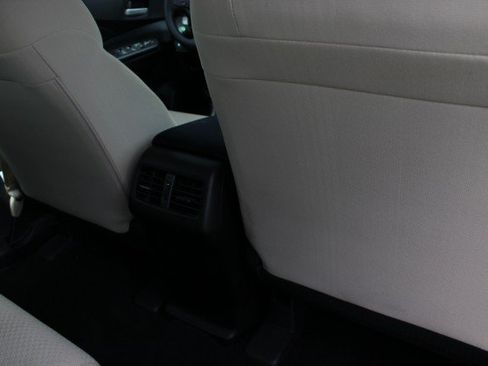 Used 2015 Honda CR-V LX image 12