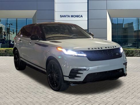 New 2026 Land Rover Range Rover Velar Dynamic SE image 7