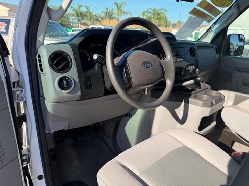 Used 2014 Ford E-250 and Econoline 250 w/ Interior Upgrade Package image 16