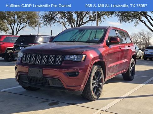 Used 2018 Jeep Grand Cherokee Altitude image 3