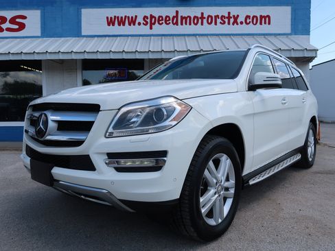 Used 2013 Mercedes-Benz GL 320 BlueTEC 4MATIC image 5