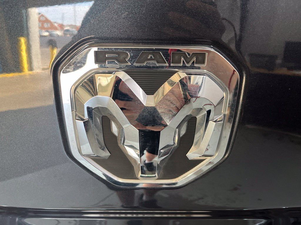 Used 2022 RAM 2500 Big Horn w/ Level B Equipment Group AWD/4WD image 47