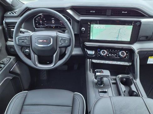 New 2024 GMC Sierra 2500 Denali w/ Denali Reserve Package image 10