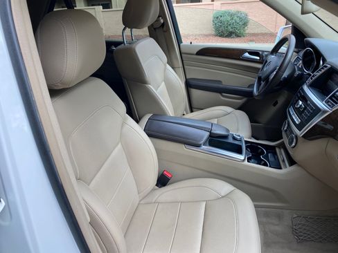 Used 2015 Mercedes-Benz ML 350 2WD w/ Premium 1 Package image 58