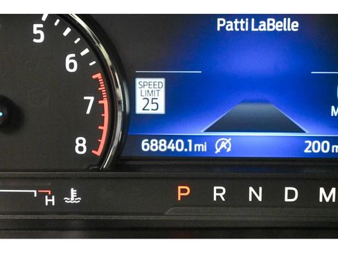 Used 2020 Ford Explorer XLT w/ Equipment Group 202A AWD/4WD image 43