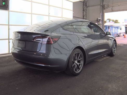 Used 2023 Tesla Model 3 Standard Range RWD image 6