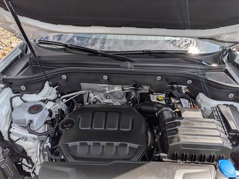 Certified 2024 Volkswagen Atlas Cross Sport SEL R-Line image 10