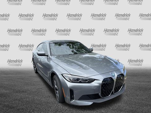 Used 2023 BMW i4 eDrive35 w/ Premium Package RWD image 2
