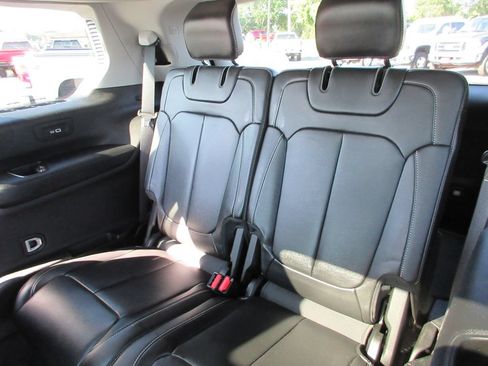 Used 2022 Jeep Grand Cherokee L Limited AWD/4WD image 22
