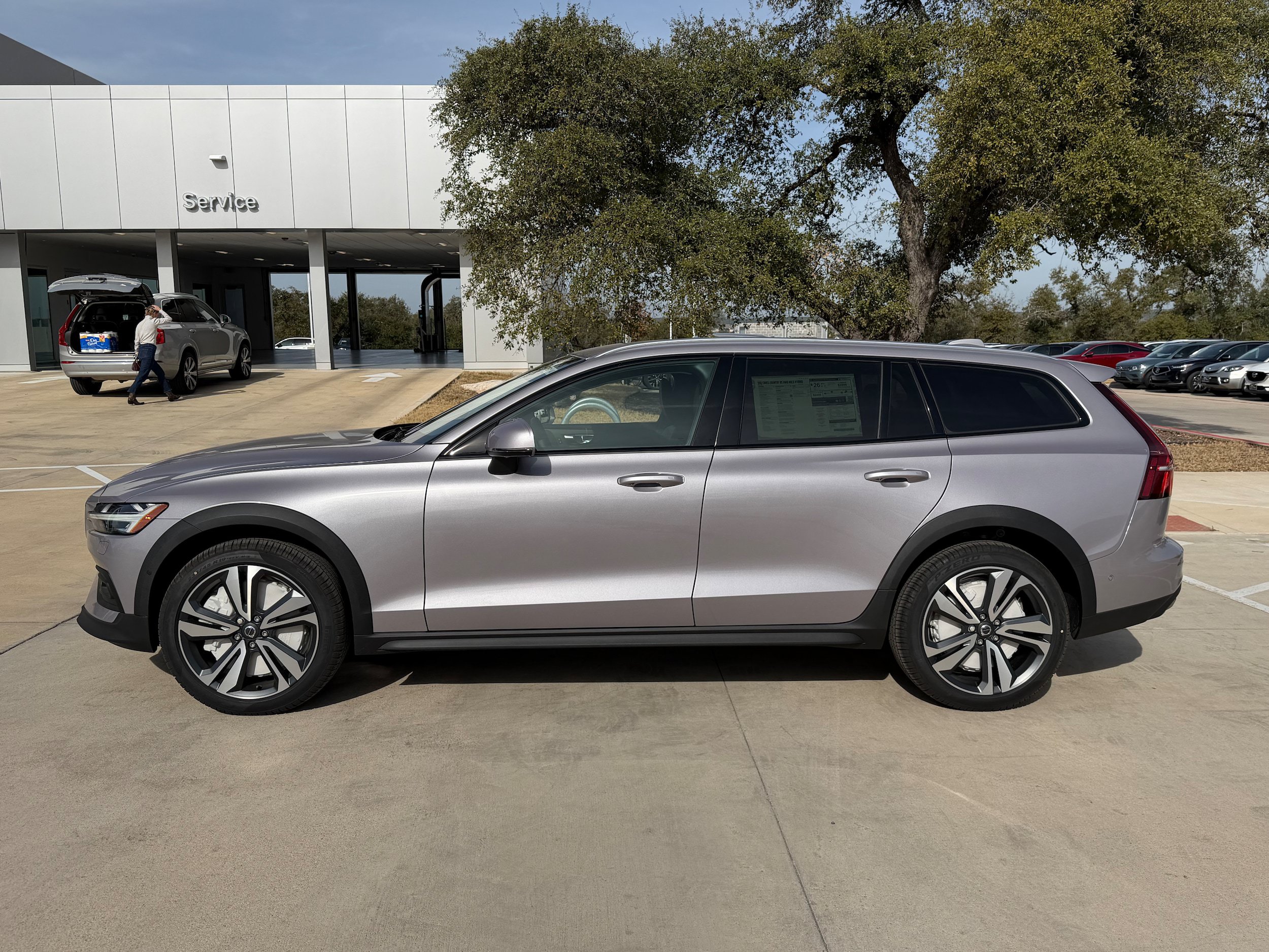 New 2026 Volvo V60 B5 Cross Country Plus w/ Protection Package Premier AWD/4WD image 3