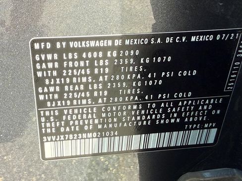 Certified 2022 Volkswagen Taos SEL AWD/4WD image 24