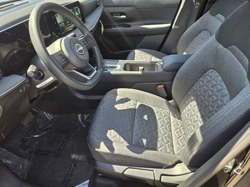 New 2026 Nissan Kicks SV w/ Cold Weather Package FWD image 11