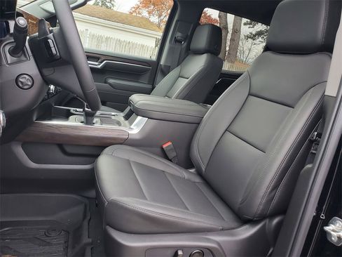 New 2026 GMC Sierra 1500 SLT w/ SLT Premium Plus Package image 7