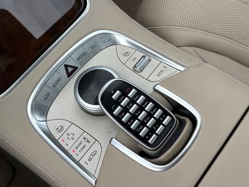 Used 2014 Mercedes-Benz S 550 Sedan image 36