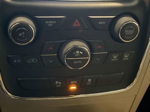 Used 2014 Jeep Grand Cherokee Limited image 19