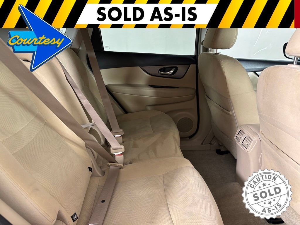 Used 2015 Nissan Rogue S FWD image 17