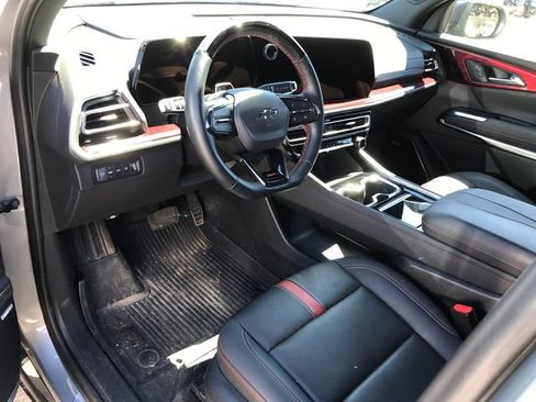 Used 2024 Chevrolet Traverse RS w/ LPO, Floor Liner Package image 4