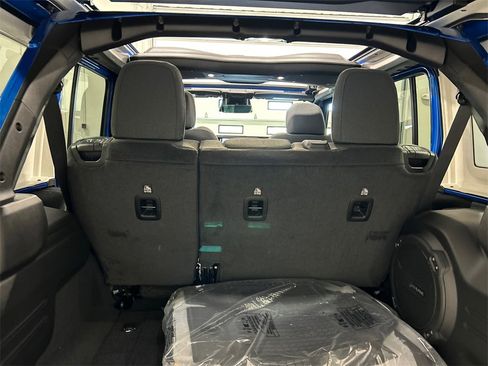 New 2026 Jeep Wrangler Rubicon image 32