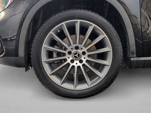 Certified 2018 Mercedes-Benz GLA 250 4MATIC image 23