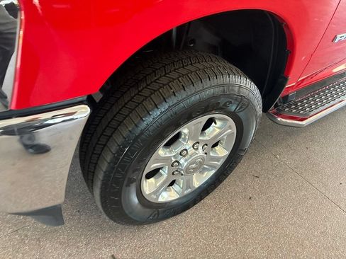 Certified 2026 RAM 2500 Big Horn AWD/4WD image 6