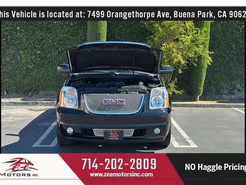 Used 2011 GMC Yukon XL Denali AWD/4WD image 15