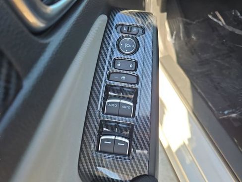 Used 2025 Honda Civic Sport image 13